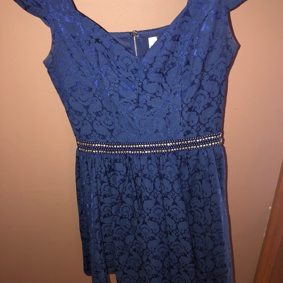 Francescas blue lace dress - Picture 3 of 4